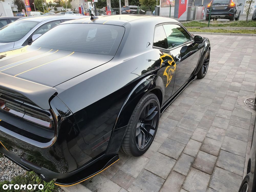 Dodge Challenger 6.4 Scat Pack Widebody - 19