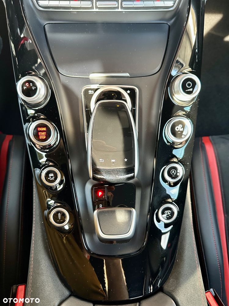 Mercedes-Benz AMG GT - 18