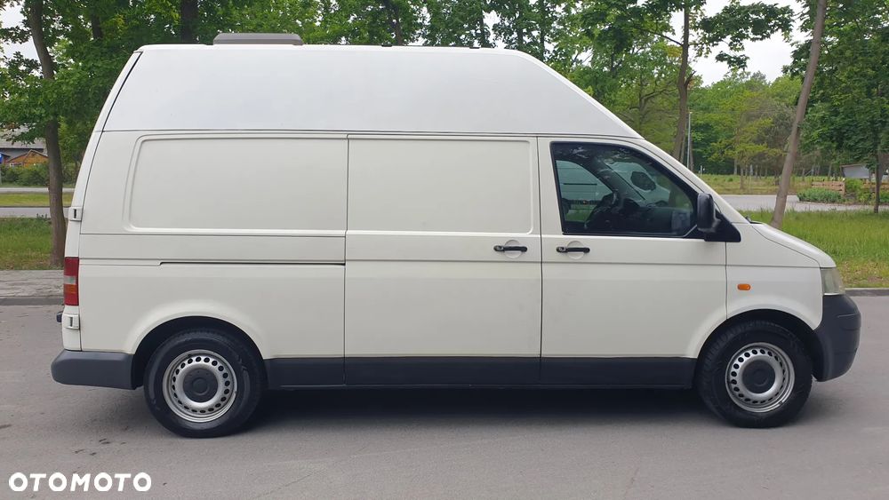 Volkswagen T5 - 12
