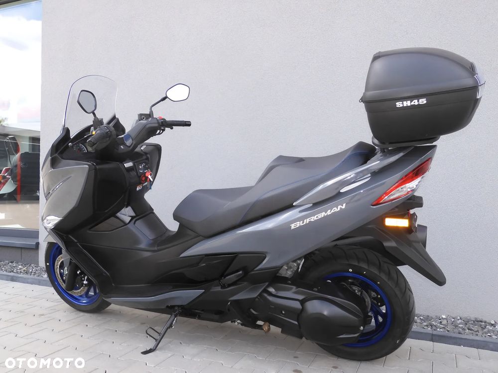 Suzuki Burgman - 34