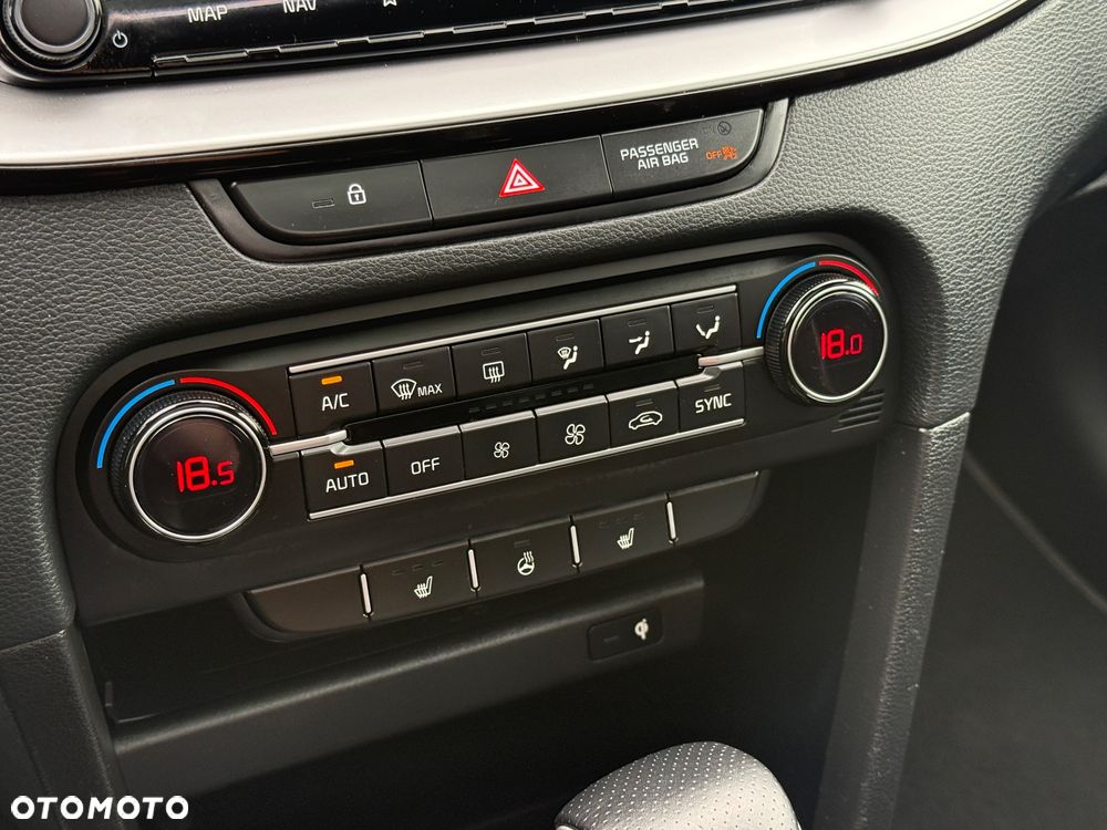 Kia Ceed 1.5 T-GDI DCT7 OPF GT Line - 29
