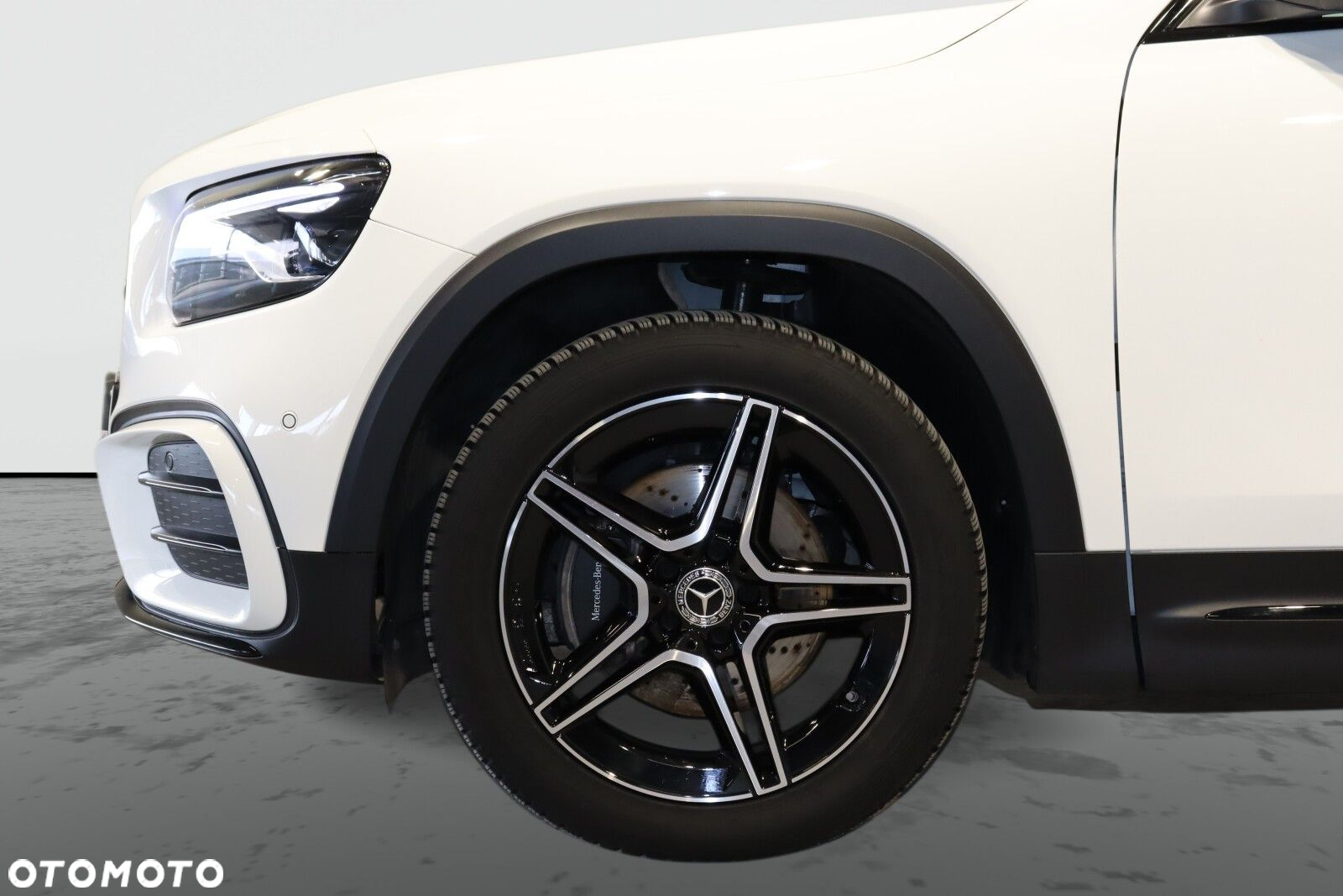 Mercedes-Benz GLB - 6