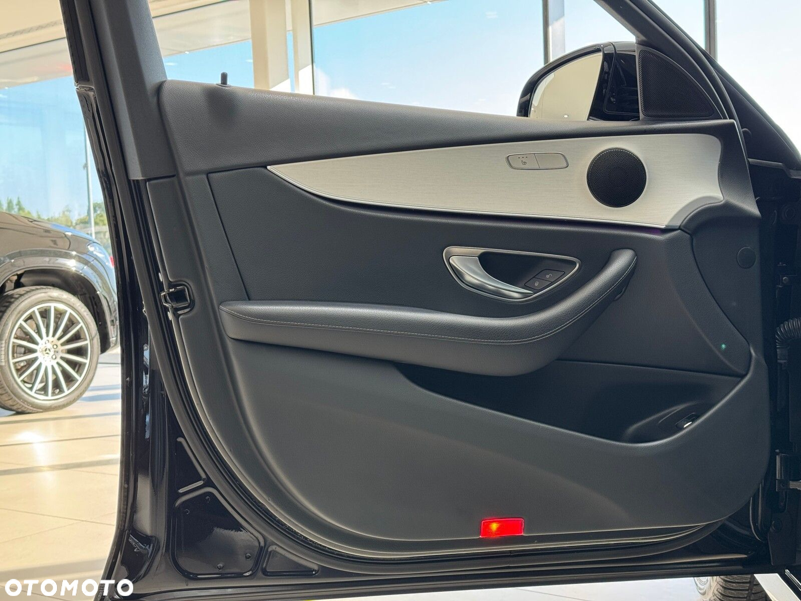 Mercedes-Benz Klasa E 220 d AMG/Avantgarde - 12