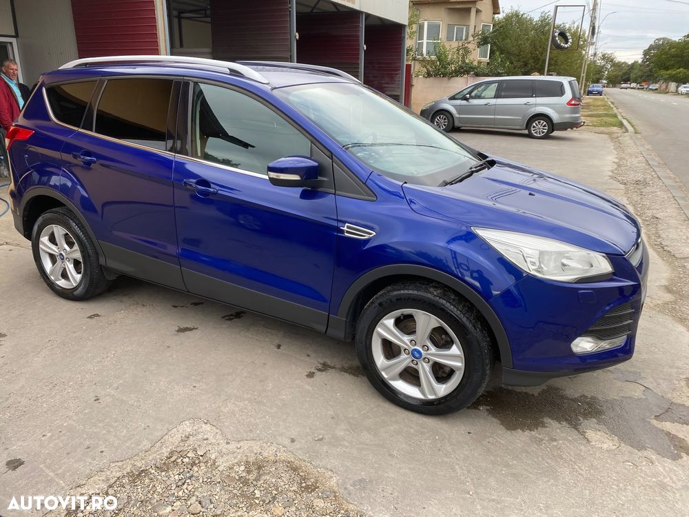 Ford Kuga 2.0 TDCi 4WD Titanium - 4