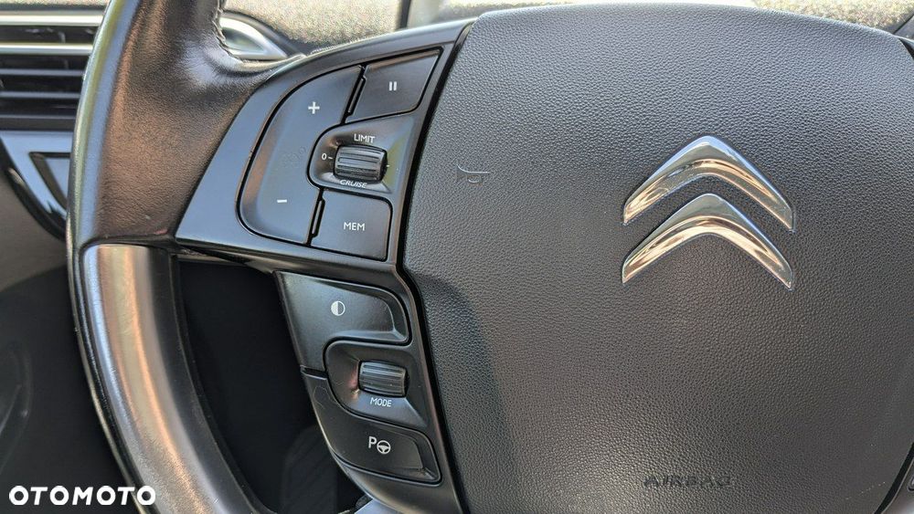 Citroën C4 Grand Picasso - 26
