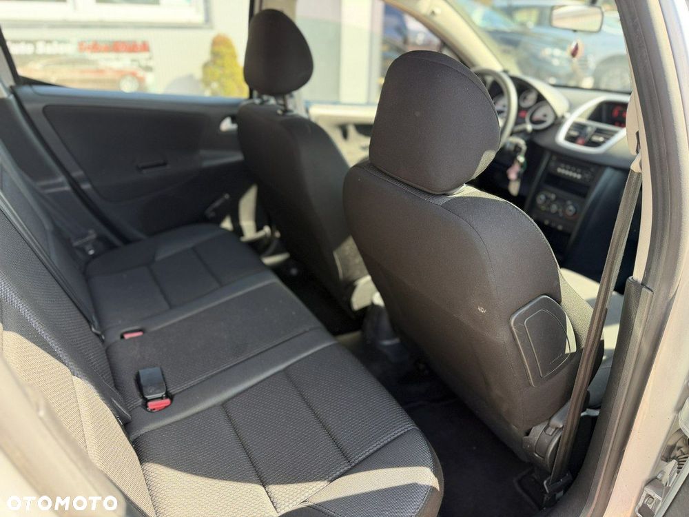 Peugeot 207 1.4 Trendy - 25