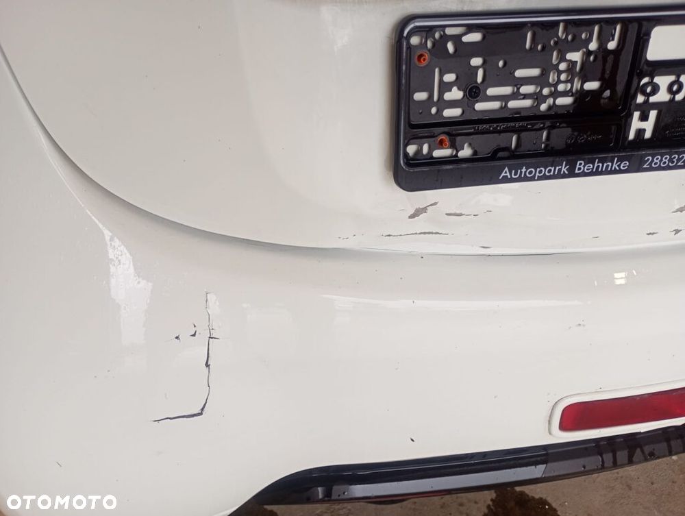 Peugeot iOn Standard - 12