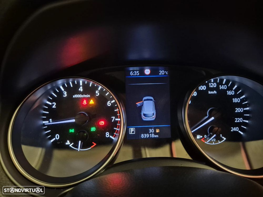 Nissan Qashqai 1.3 DIG-T DCT N-CONNECTA - 22