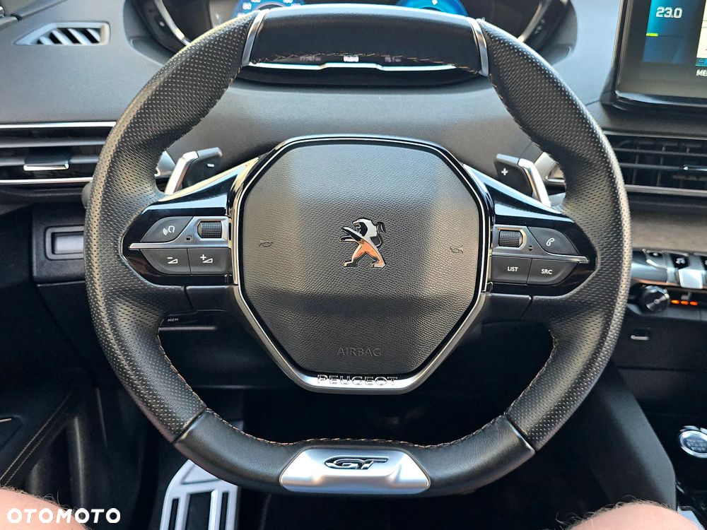 Peugeot 3008 1.6 PureTech HYbrid GT Line S&S EAT8 - 28
