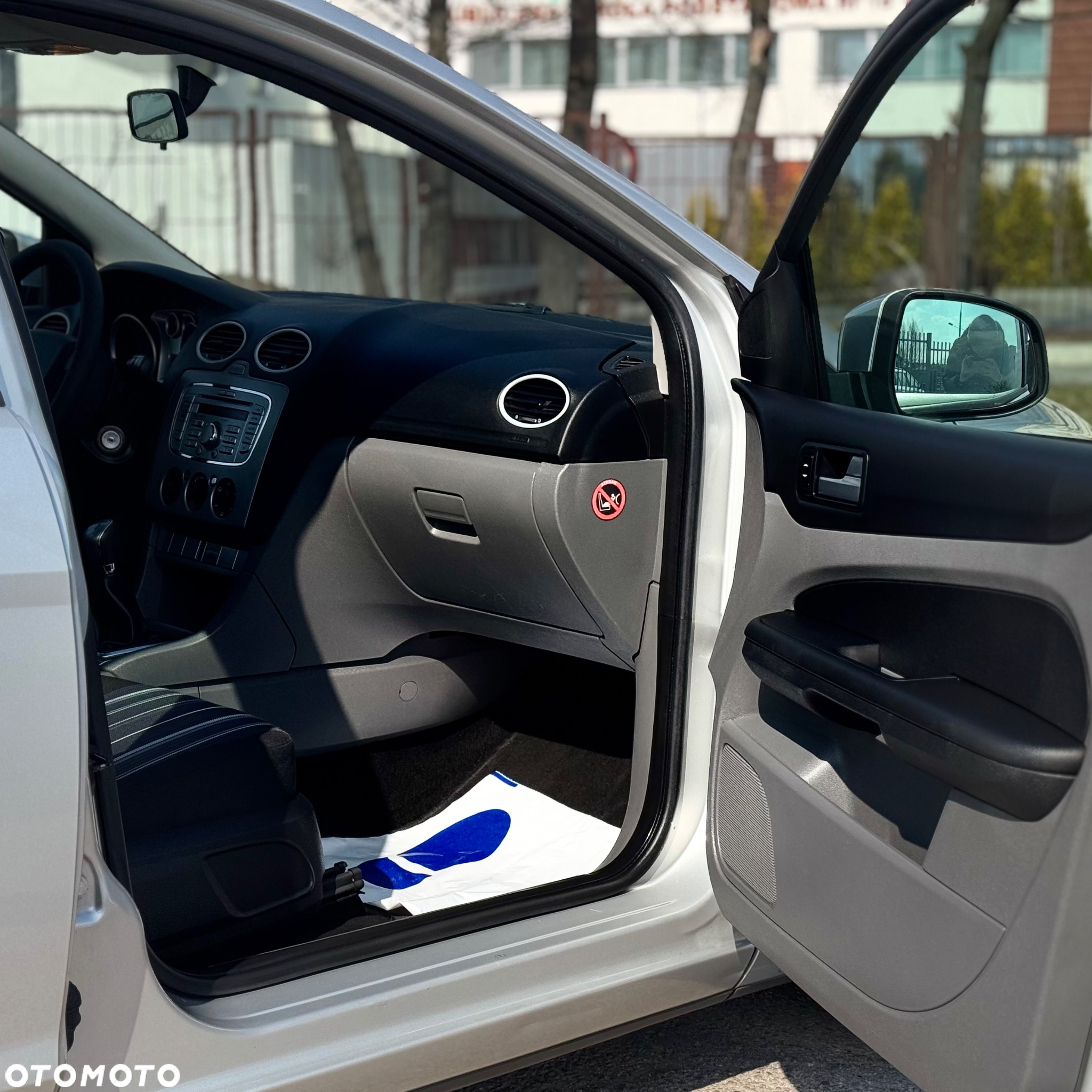 Ford Focus - 25