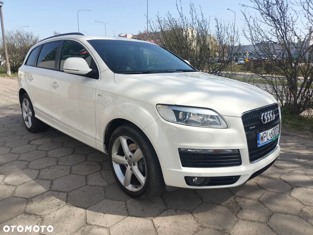 Audi Q7 3.0 TDI DPF clean diesel Quattro Tiptronic - 1