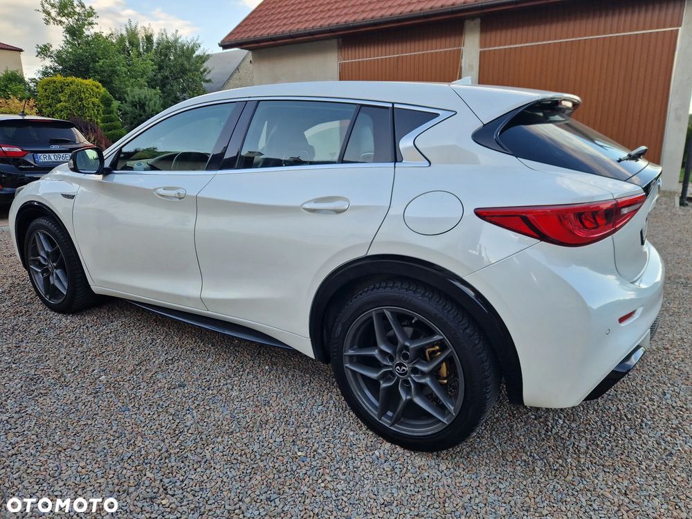 Infiniti Q30 1.5d Premium - 13