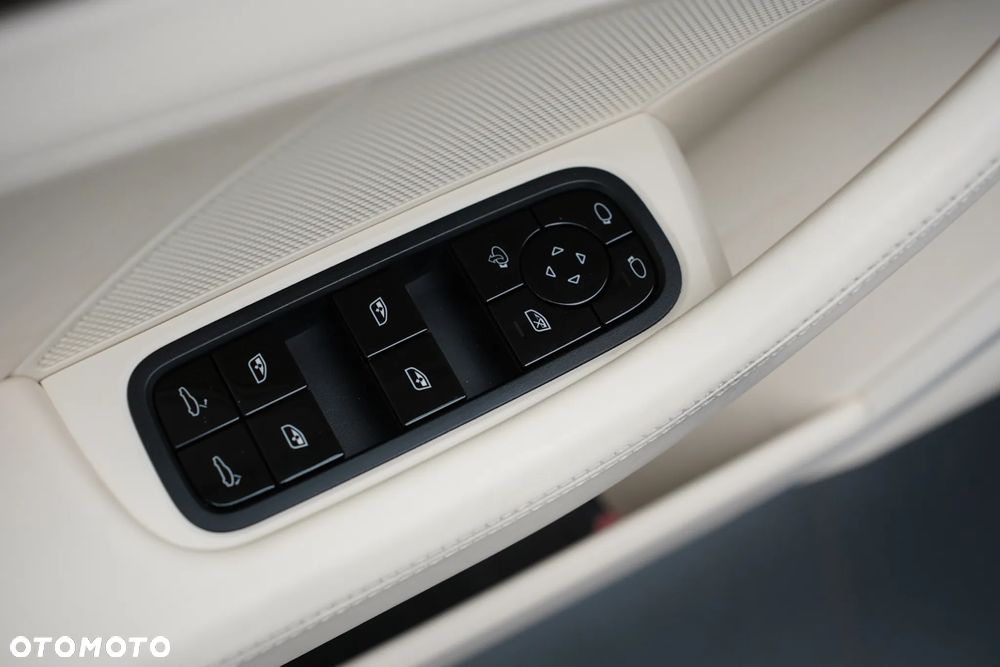 Porsche Panamera 4S Diesel - 14
