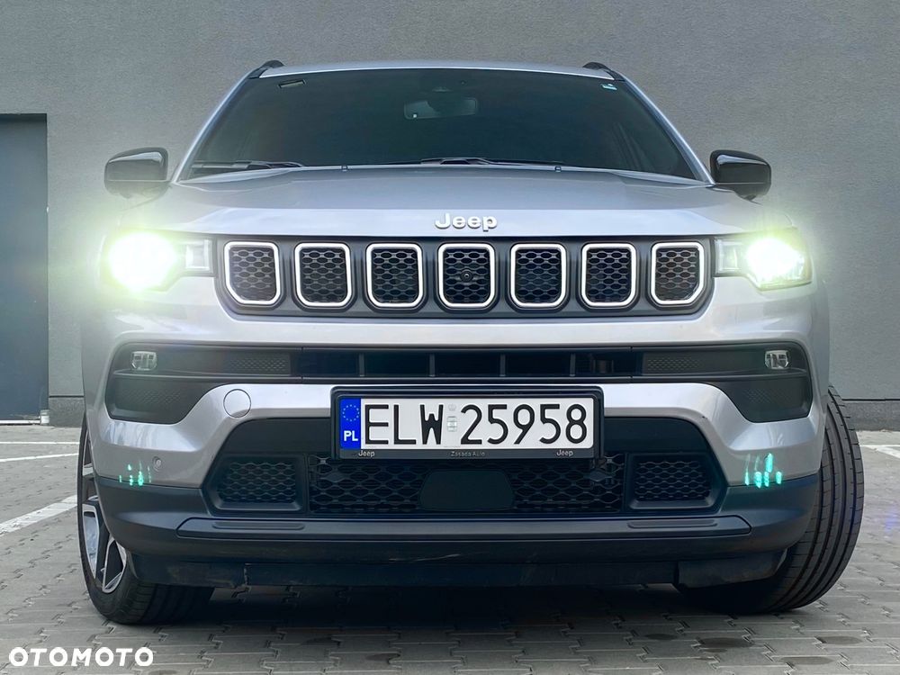 Jeep Compass - 1