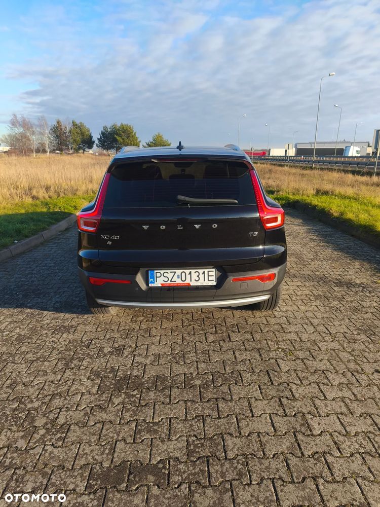 Volvo XC 40 T3 Momentum Pro - 7