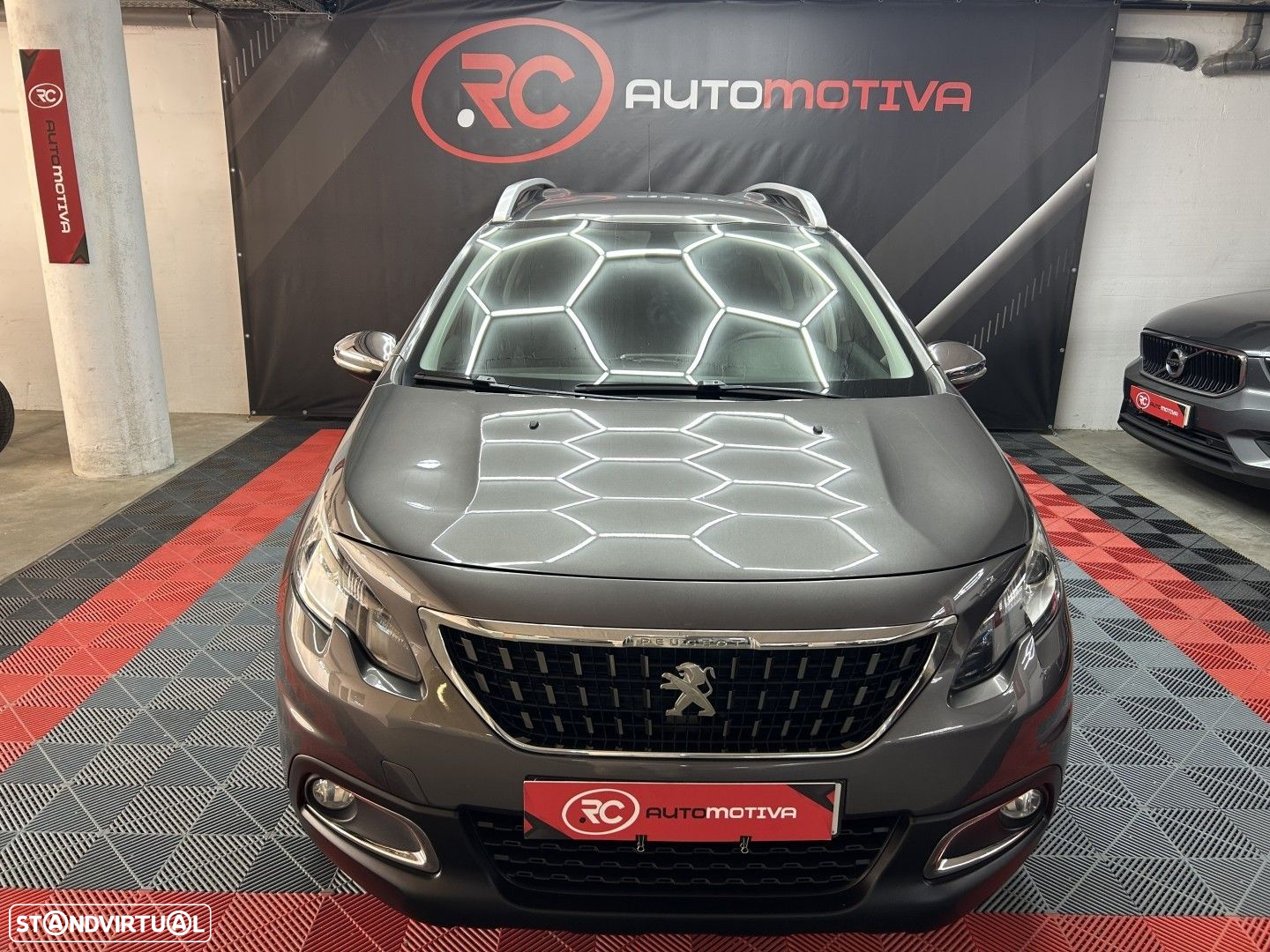 Peugeot 2008 1.2 PureTech Style - 2