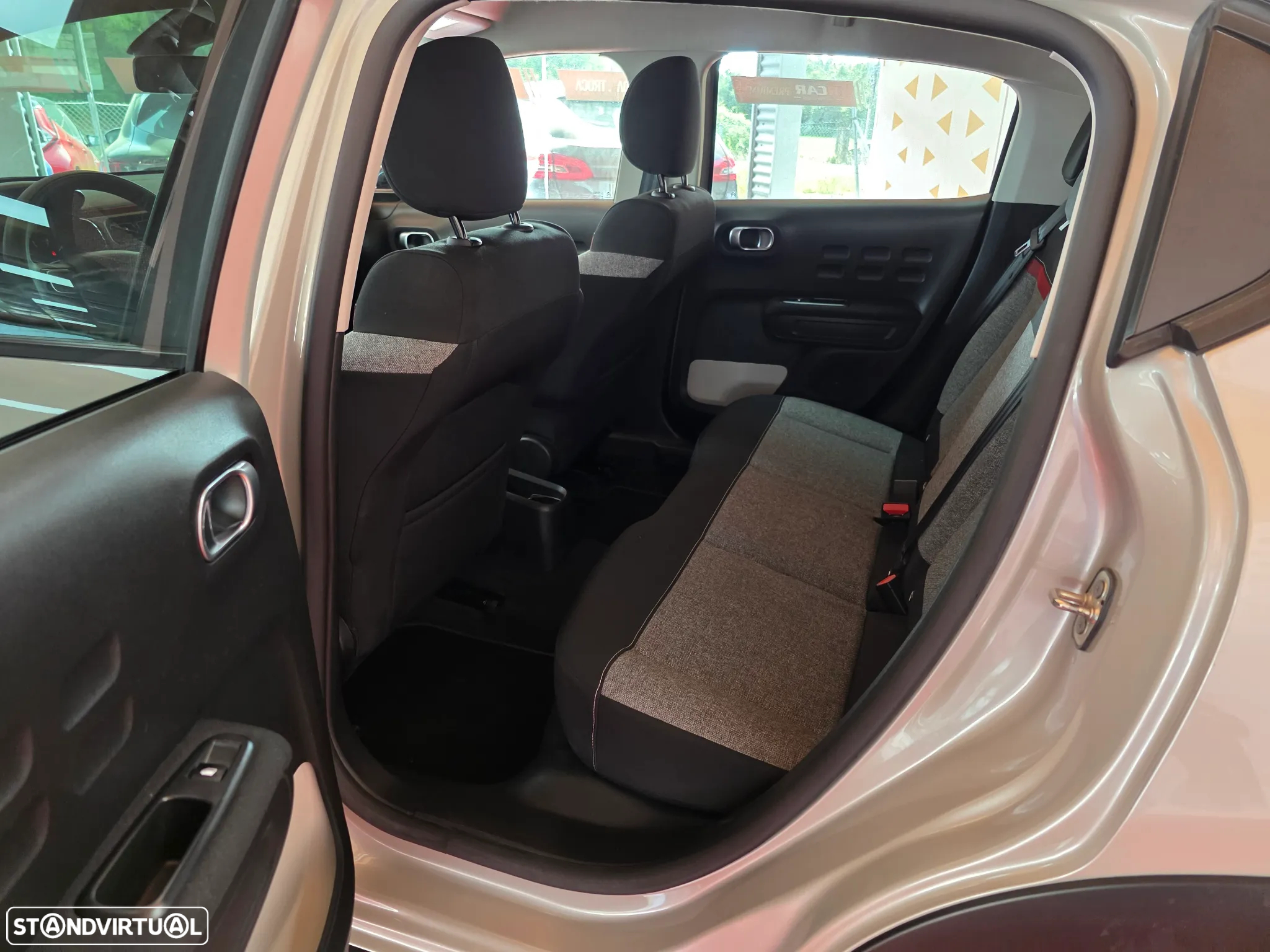 Citroën C3 1.2 PureTech C-Series - 28