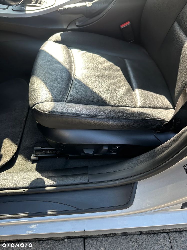 BMW Seria 3 330d DPF - 13