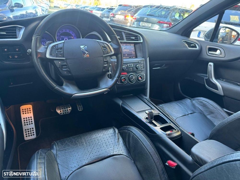 Citroën DS4 1.6 e-HDi So Chic CMP6 - 10