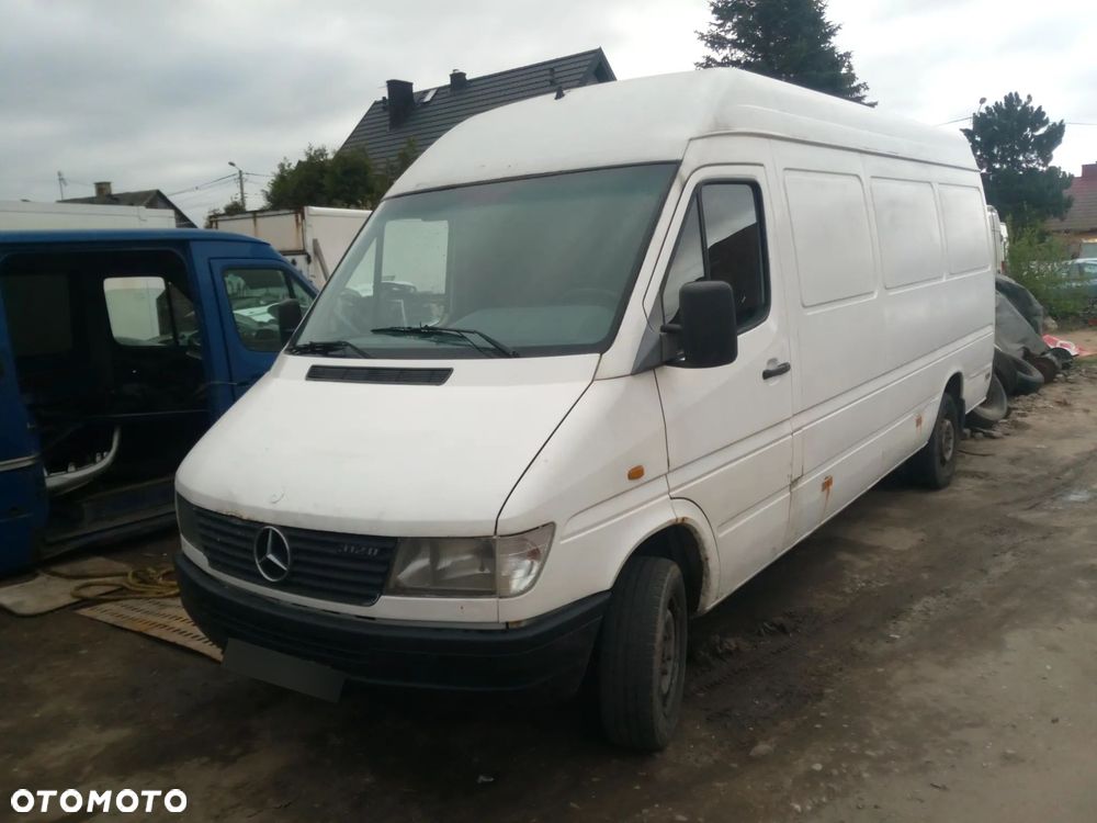 Mercedes-Benz Sprinter 312.  2,9 - 3