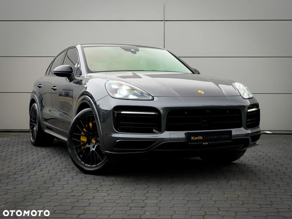 Porsche Cayenne Coupe GTS - 1