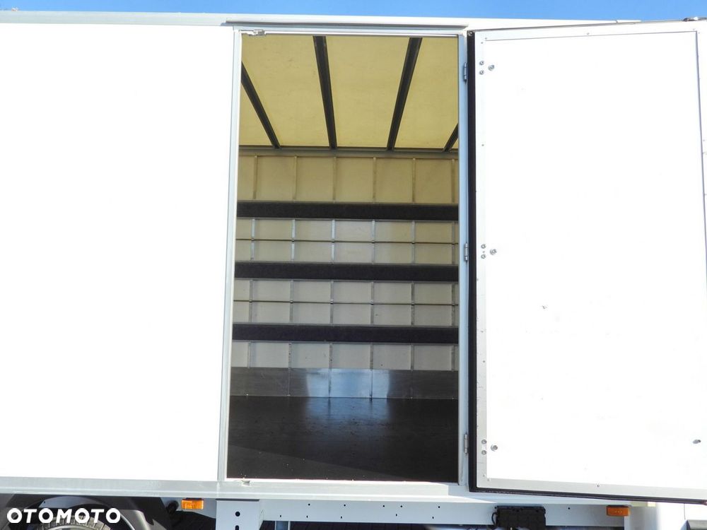 Renault MASTER KONTENER 8 PALET TEMPOMAT NAWIGACJA LEDY KLIMATYZACJA  145KM - 23