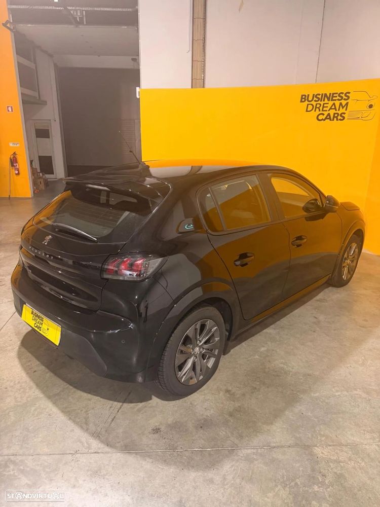 Peugeot e-208 50 kWh Active Pack - 11
