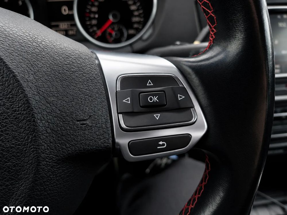 Volkswagen Golf 2.0 GTI - 19