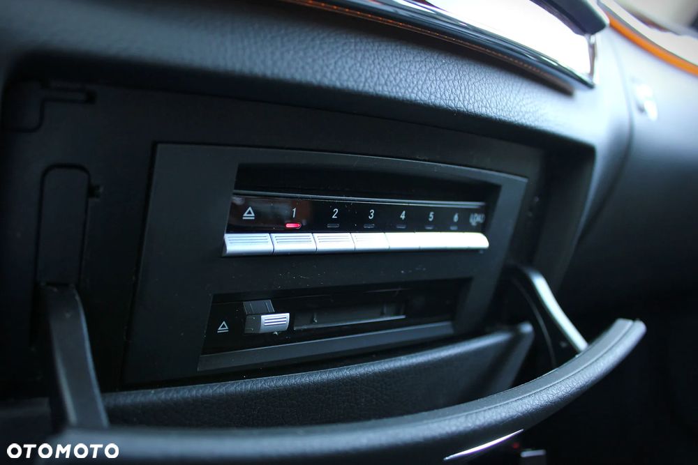 Mercedes-Benz Klasa S 500 7G-TRONIC - 24