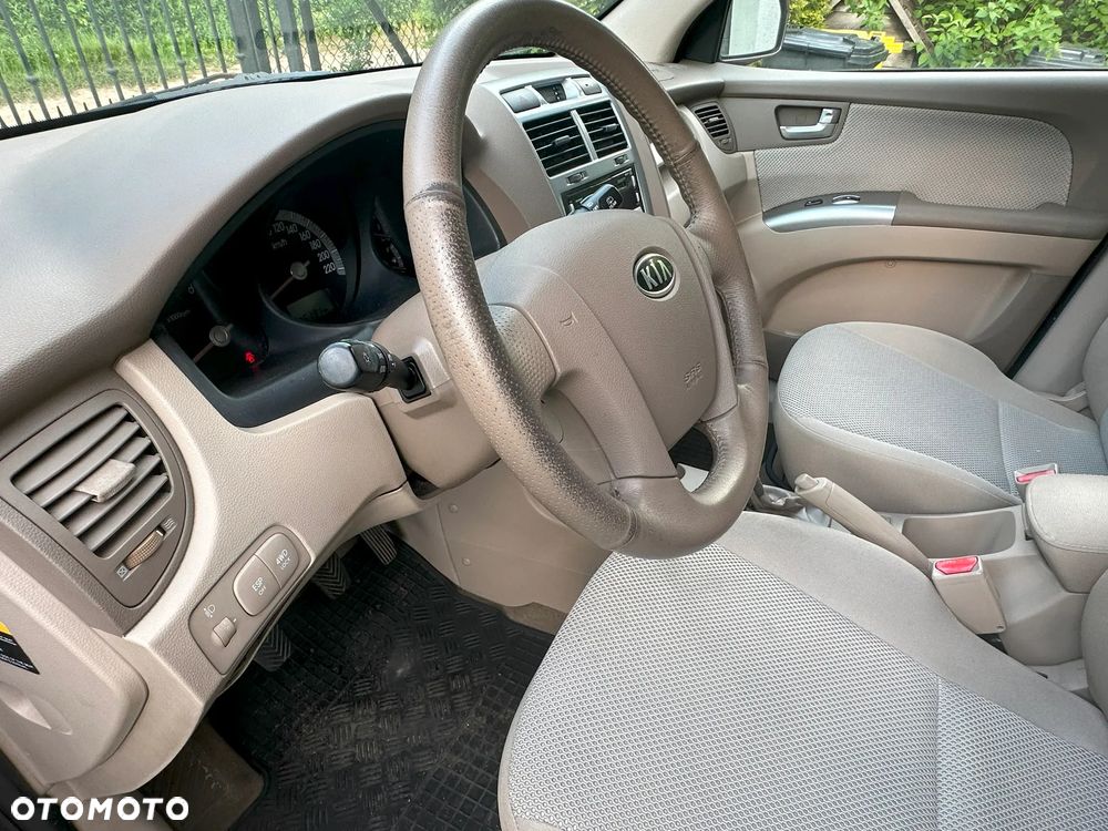 Kia Sportage - 2