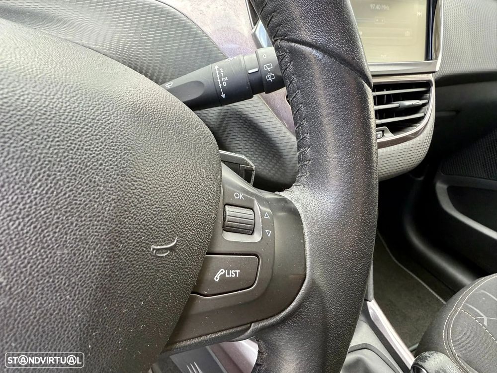 Peugeot 2008 e-HDi FAP 92 STOP & START Style - 22