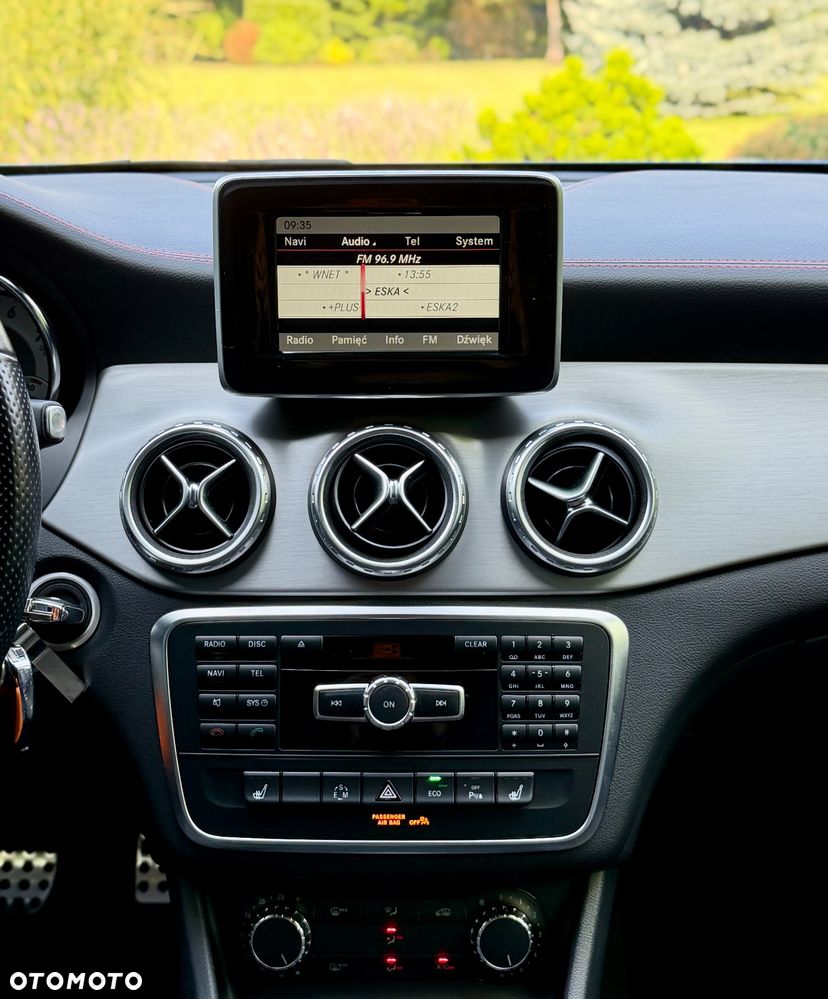 Mercedes-Benz GLA 250 7G-DCT AMG Line - 27