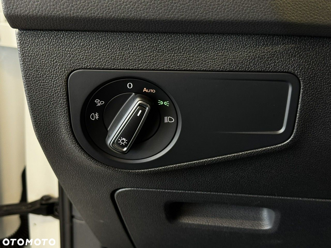 Volkswagen Tiguan - 19