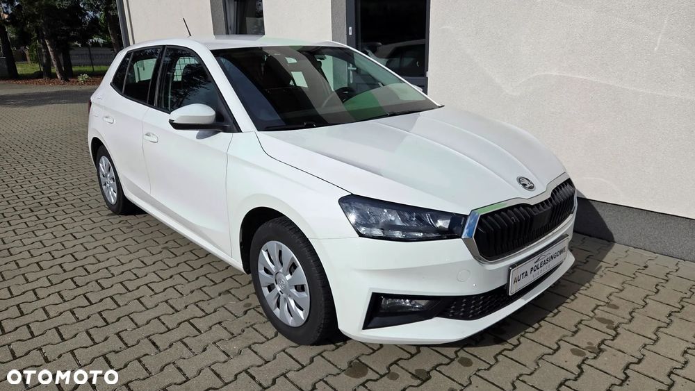 Skoda Fabia 1.0 Essence - 12
