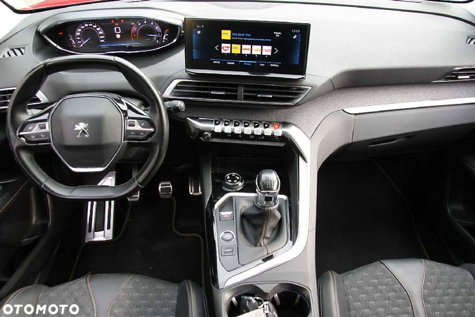 Peugeot 3008 1.2 PureTech Road Trip S&S - 20