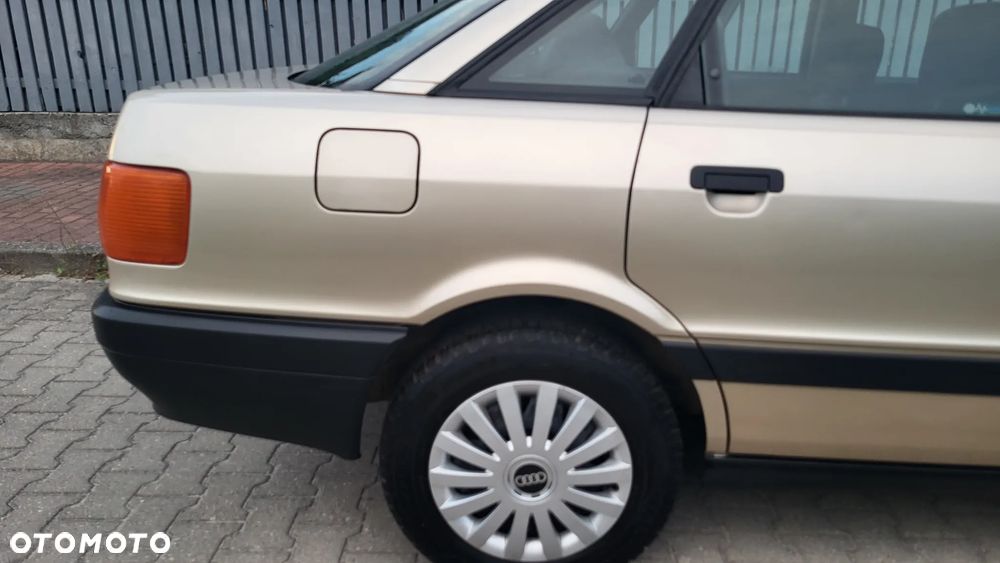 Audi 80 - 33