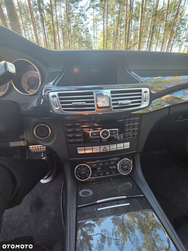 Mercedes-Benz CLS 350 CDI 4-Matic BlueEff - 7