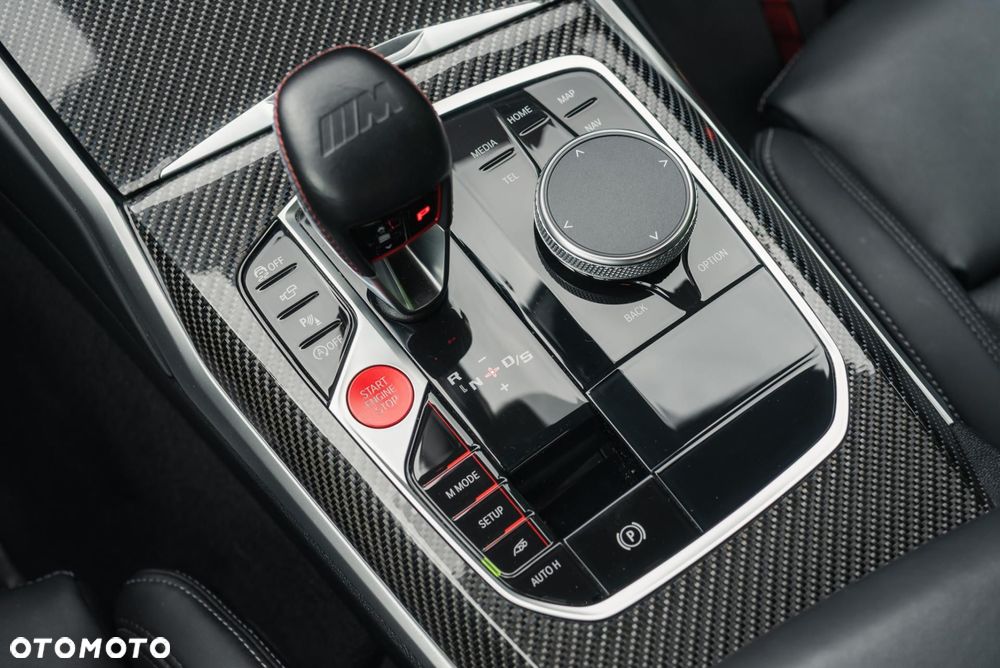 BMW M4 Competition M xDrive sport - 24