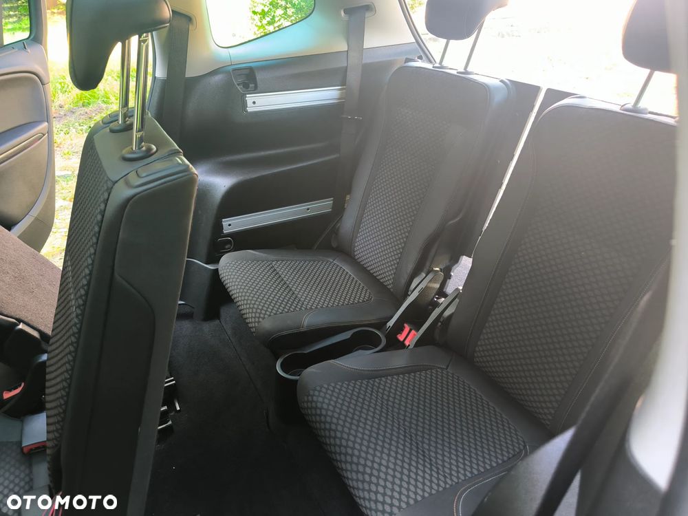 Opel Zafira 1.6 T SIDI Cosmo - 25