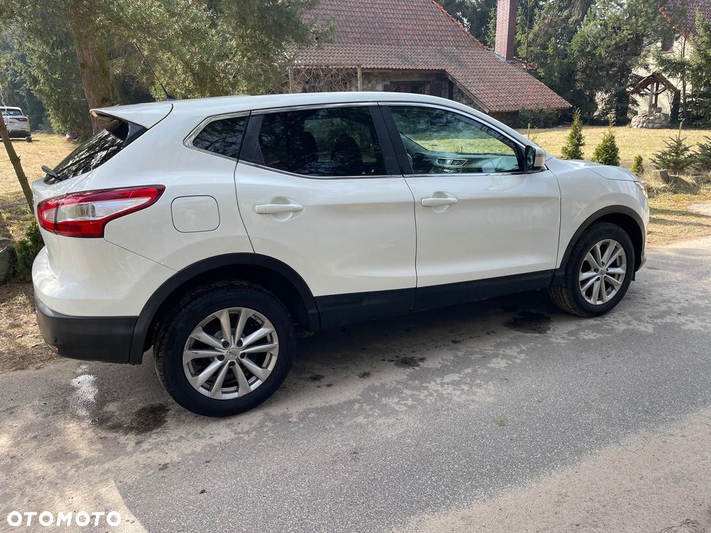 Nissan Qashqai 1.6 dCi 4 x 4 DPF acenta - 4