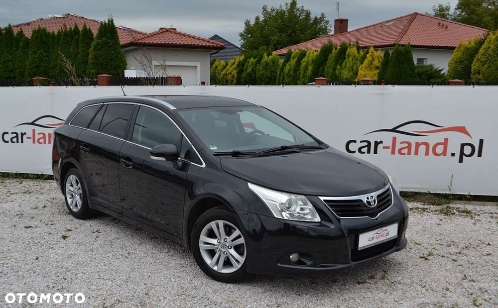 Toyota Avensis - 1