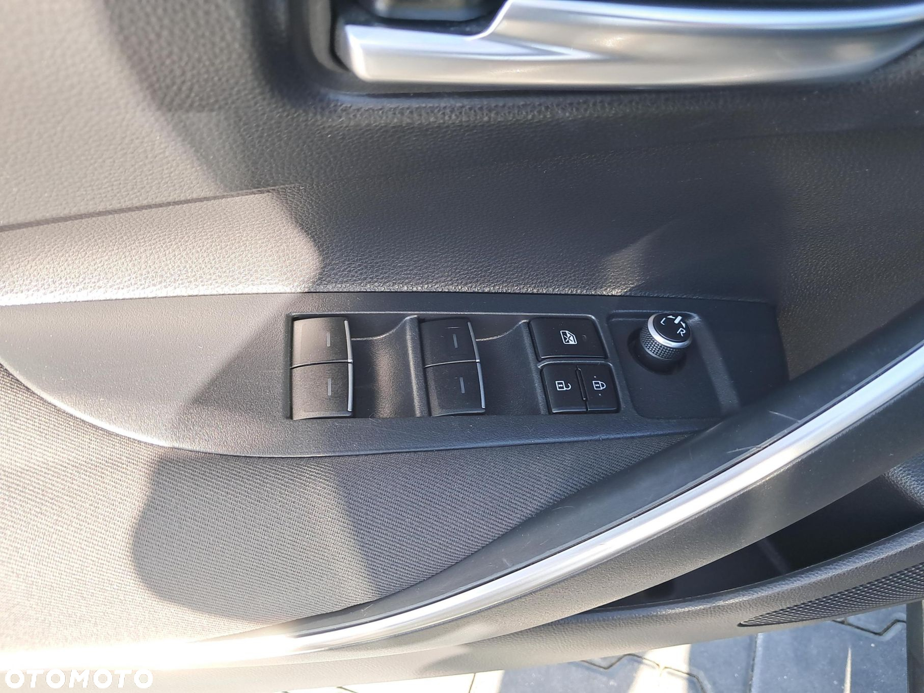 Toyota Corolla - 17