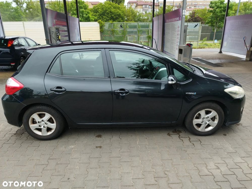 Toyota Auris - 2