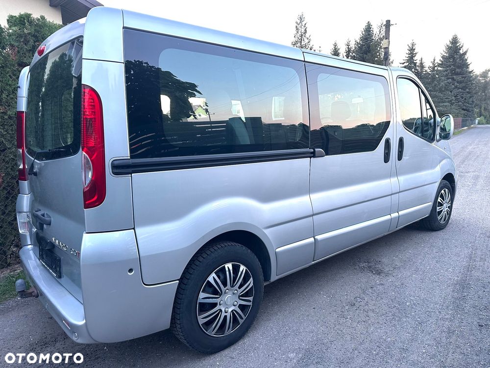Opel Vivaro 2007 photo 2