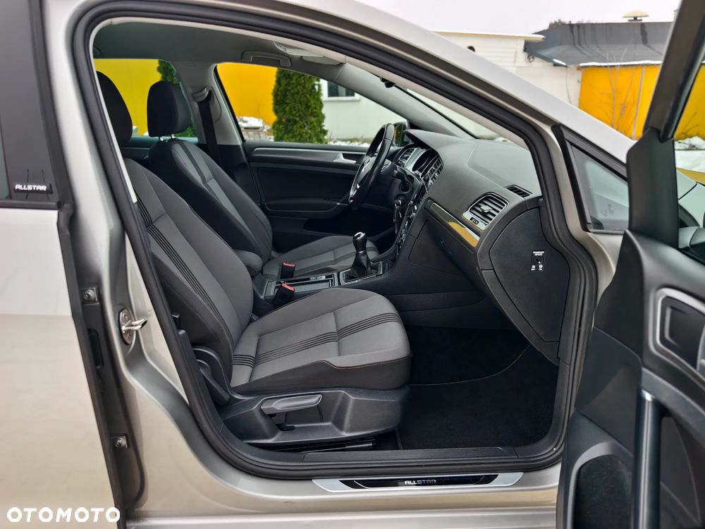 Volkswagen Golf 2.0 TDI BlueMotion Technology Allstar - 18