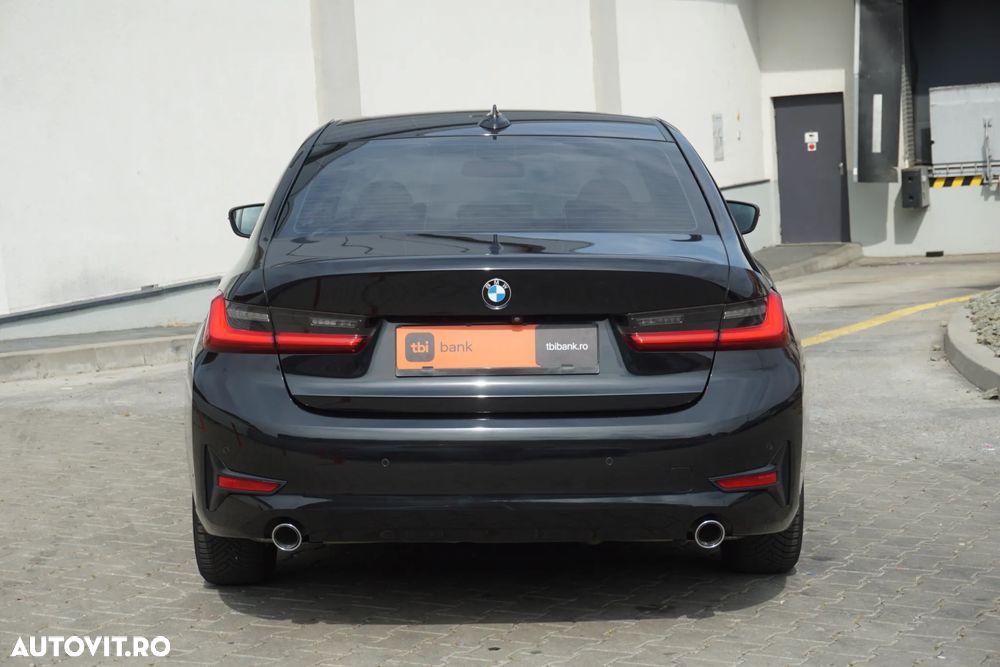 BMW Seria 3 318d Aut. Luxury Line - 9