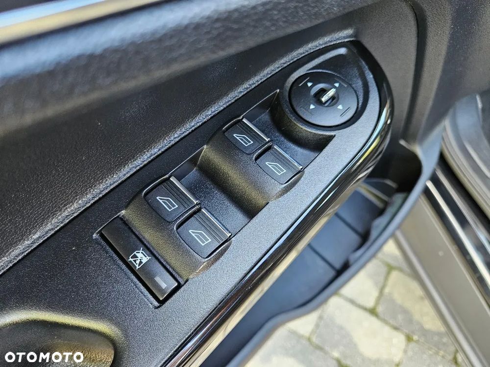 Ford B-MAX 1.0 EcoBoost Titanium - 35