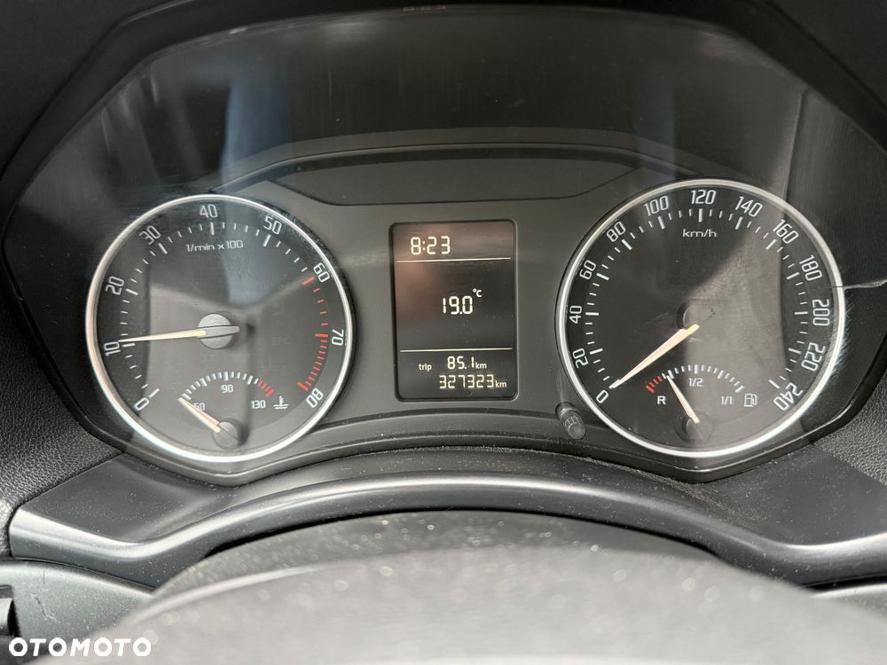 Skoda Octavia 1.4 Ambiente - 8
