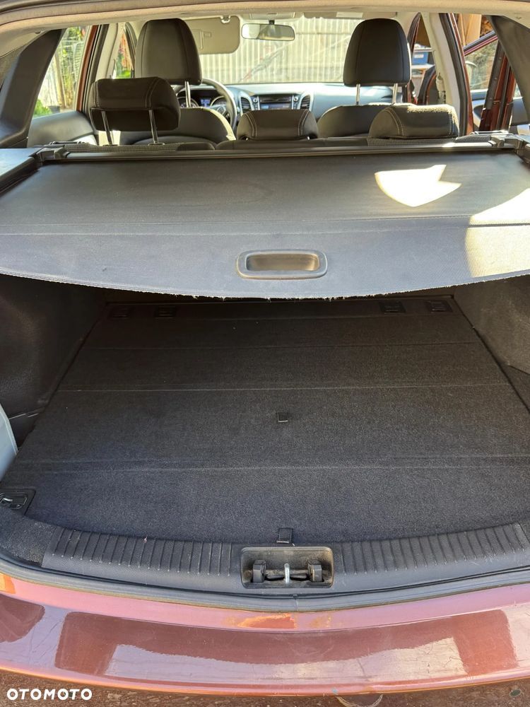 Hyundai i30 1.4 CRDi Comfort - 11