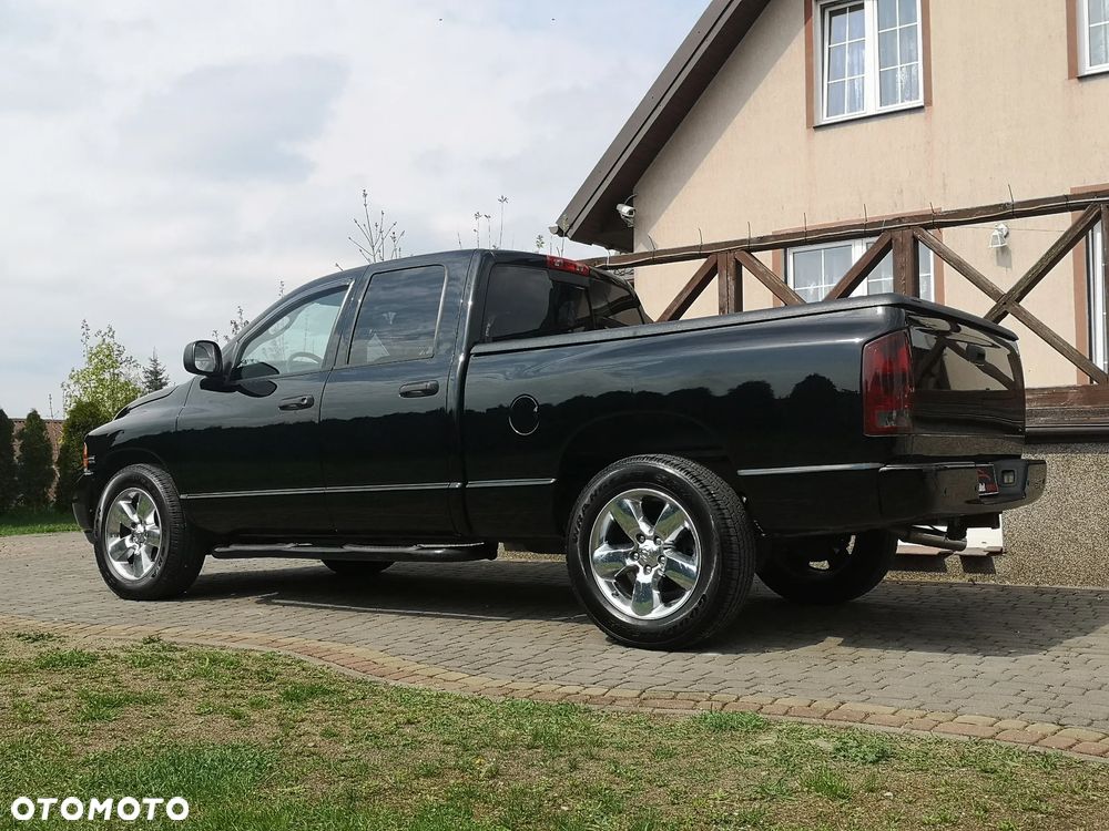 Dodge RAM - 4